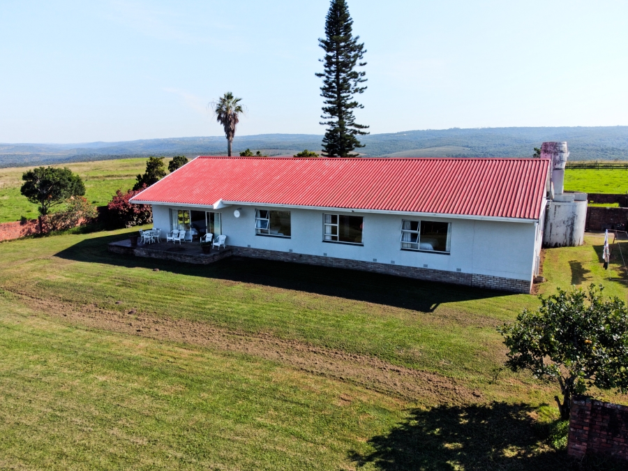 4 Bedroom Property for Sale in East London Rural Eastern Cape